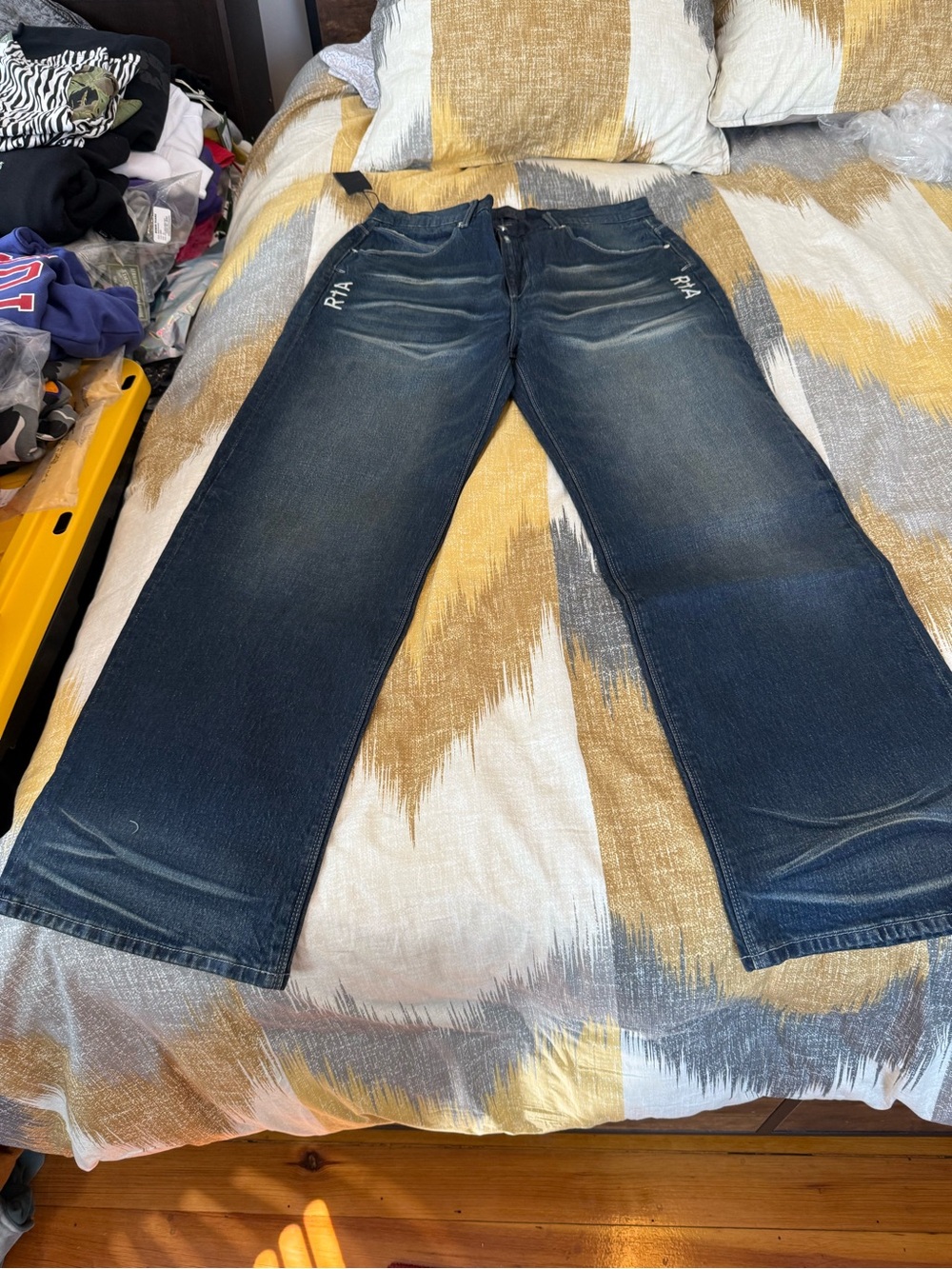 RtA Men's Dark Indigo Relaxed Jeans size 38